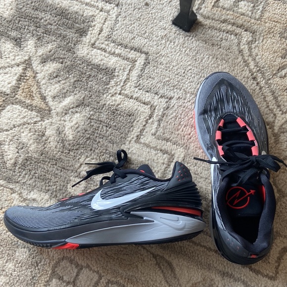 Nike Men’s Air Zoom Gt Cut 2 PERFECT CONDITION - Picture 2 of 4